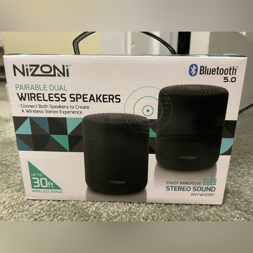 Nizoni pairable dual wireless speakers